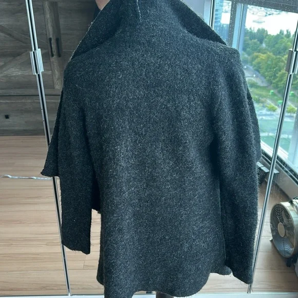 💜Zara Wrap💜 Grey and cream colour combo - Picture 4 of 5